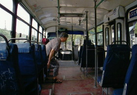 中国旅行記＠上海市内＆上海自然博物館編。中国上海の公共のバス