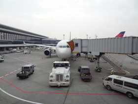 中国旅行記＠成田空港からデルタ航空で上海へ向けて出発