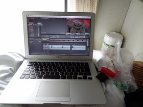 西寧〜成都＠寝台列車の旅、K1060次の寝台でMacBookAirで動画編集