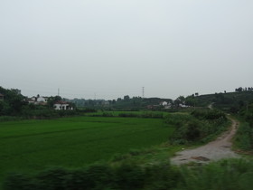 中国旅行記＠成都〜昆明へ寝台バスで移動した時に見た農村の車窓風景