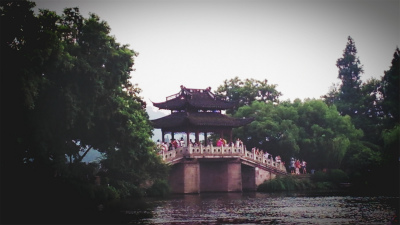 とまとじゅーす的中国旅行記＠杭州観光。西湖の蘇堤、玉帯橋の風景
