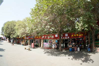 新疆ウイグル自治区観光旅行記＠ウルムチの紅山の地下商店街