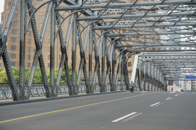 中国旅行記＠上海の外灘（バンド）地区、租界時代に架けられた「外白渡橋」を観光