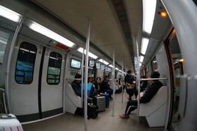 中国旅行記＠上海浦東国際空港から地下鉄2号線に乗る